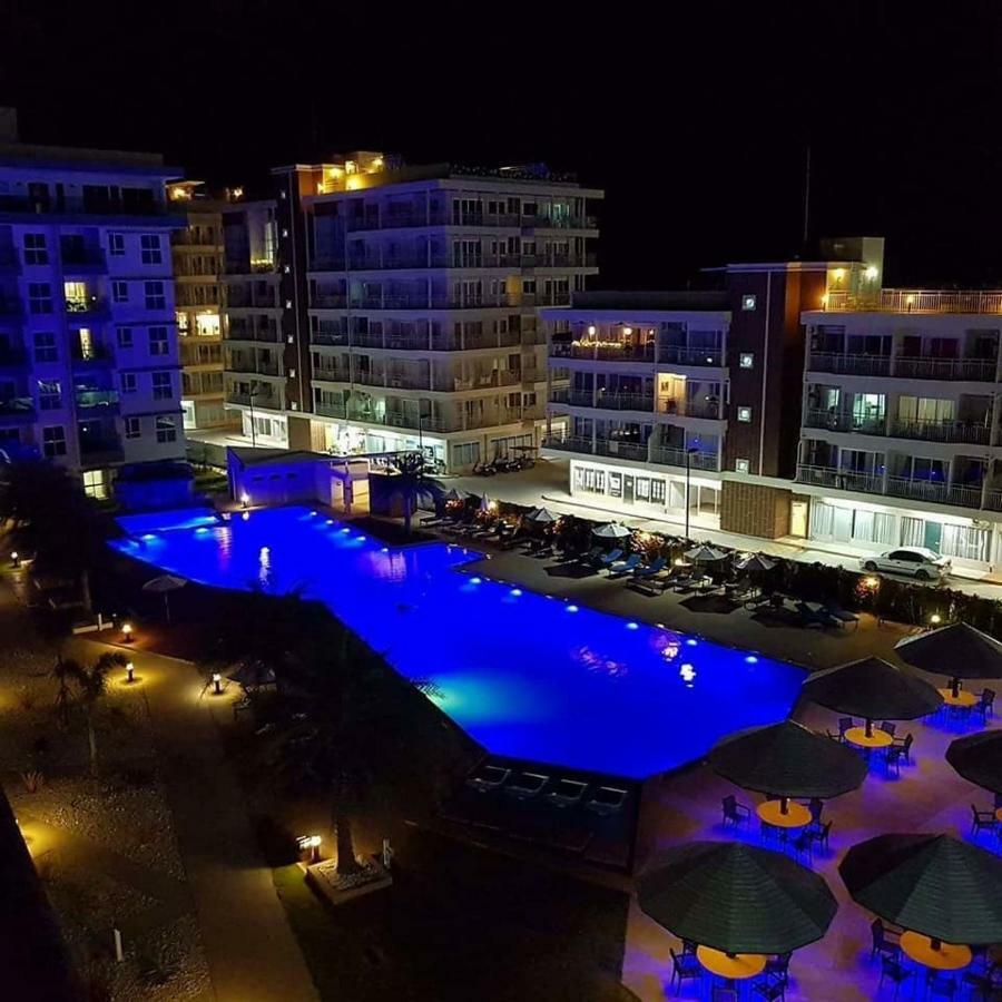 Grandblue By Dirk Apartment